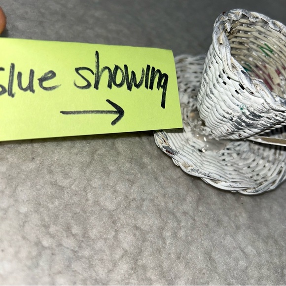 Wicker teapot and 2 cups attached to saucers Vintage 9.5" shabby chic cottage - Picture 5 of 12